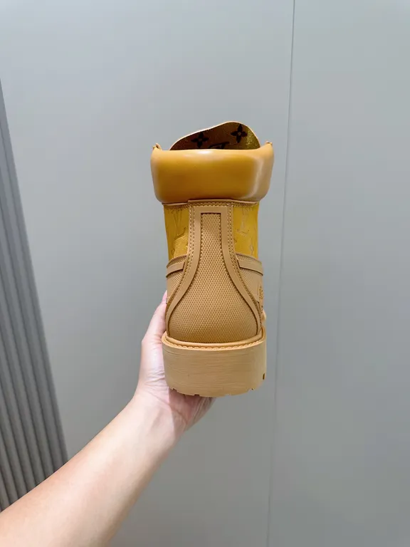 Louis Vuitton Shoe 